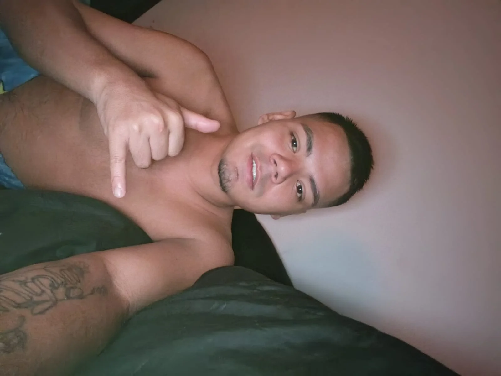 XXX Porn Photo of Nude Andres1037 12