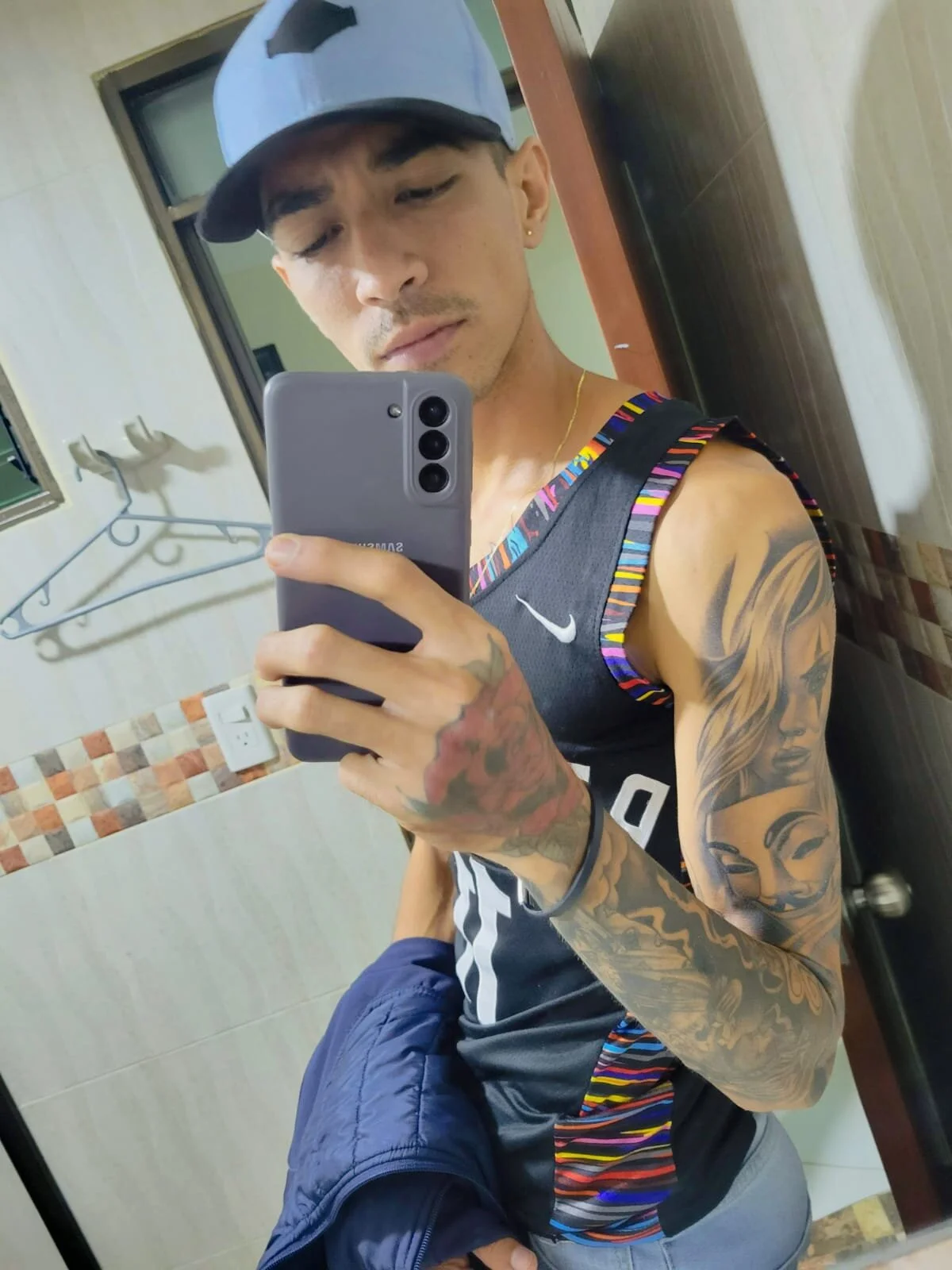 XXX Porn Photo of Nude louchart_boys 2
