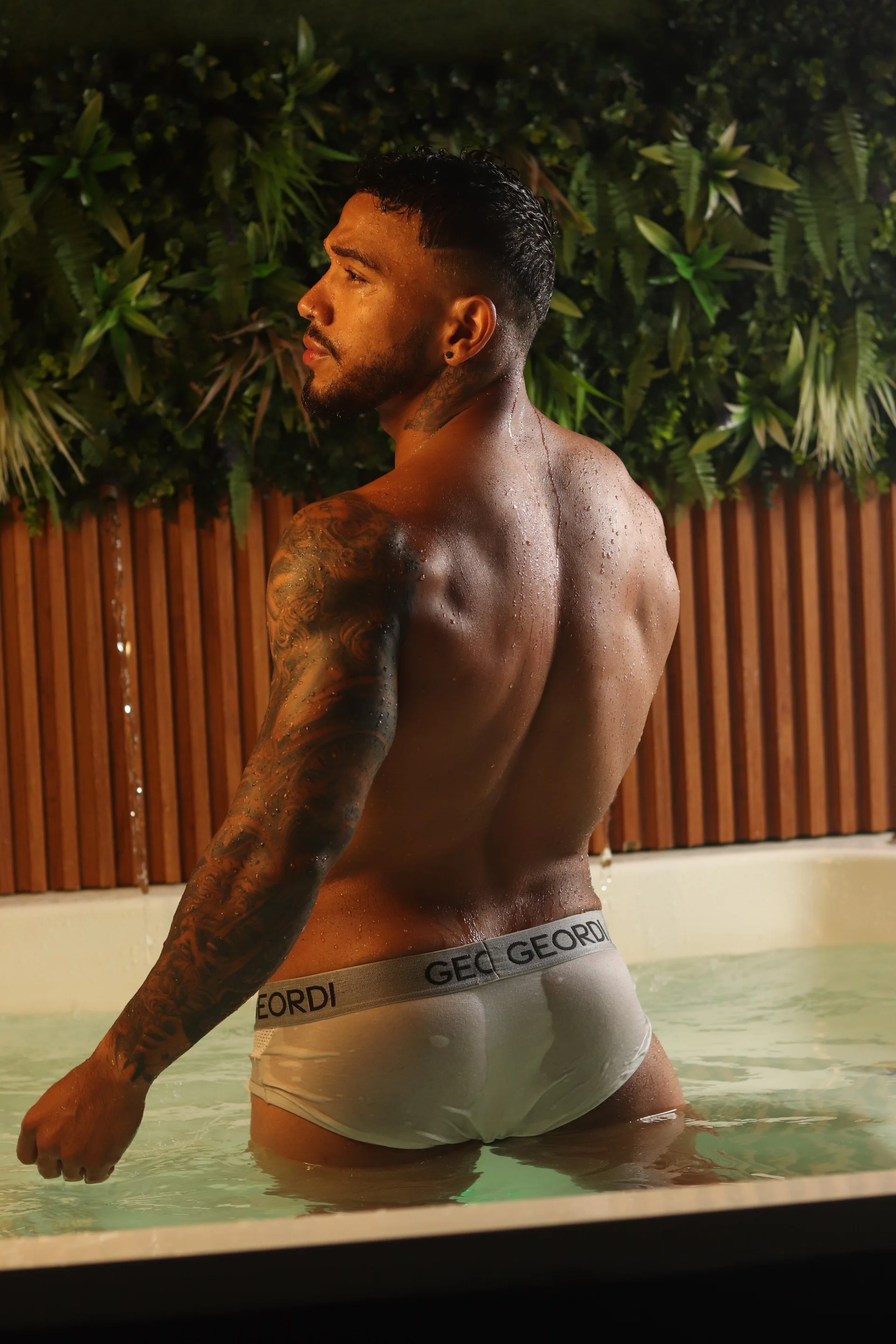 XXX Porn Photo of Nude bruno_miller_ 37
