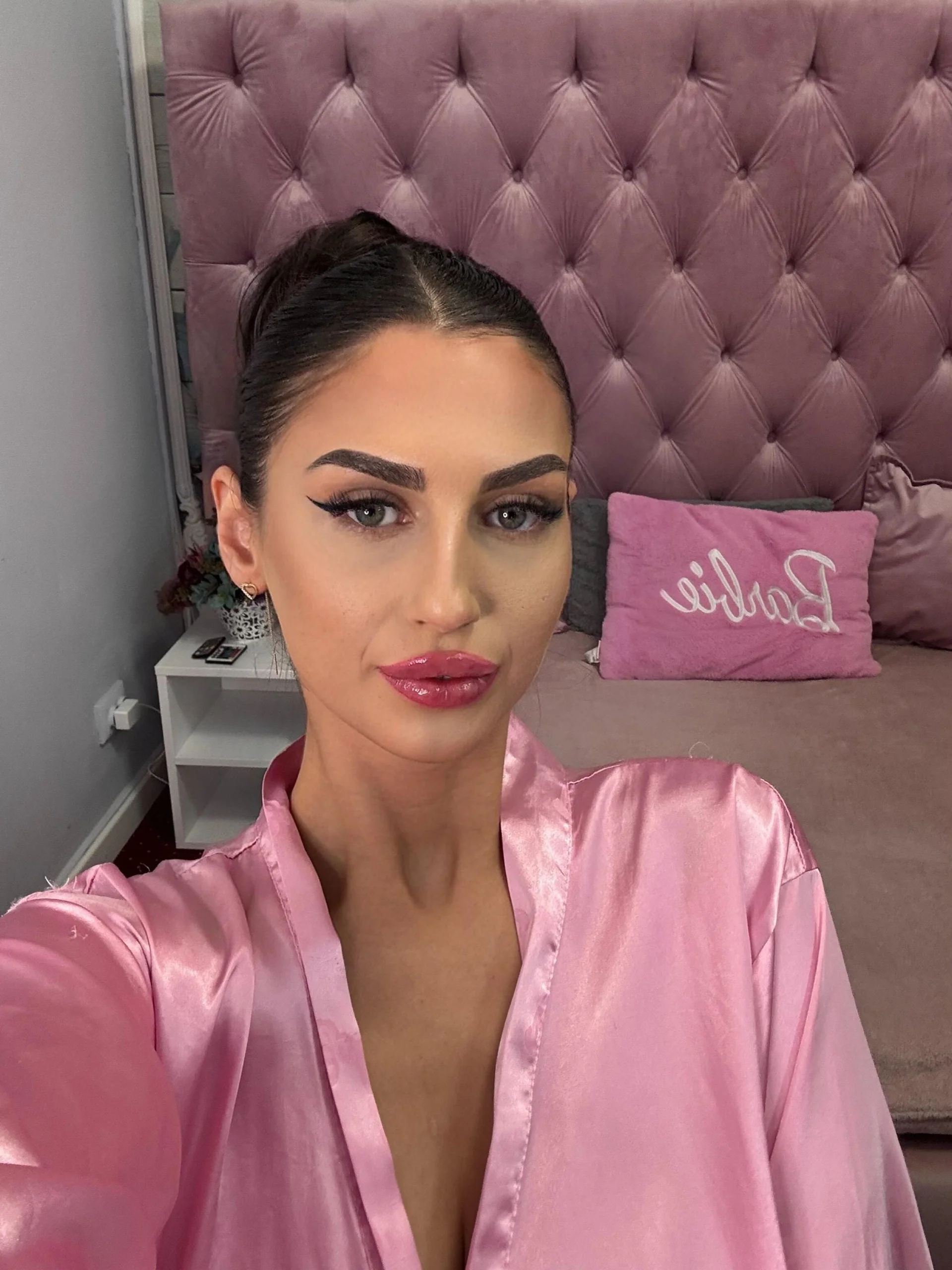 XXX Porn Photo of Nude BelovedKhlloee 2