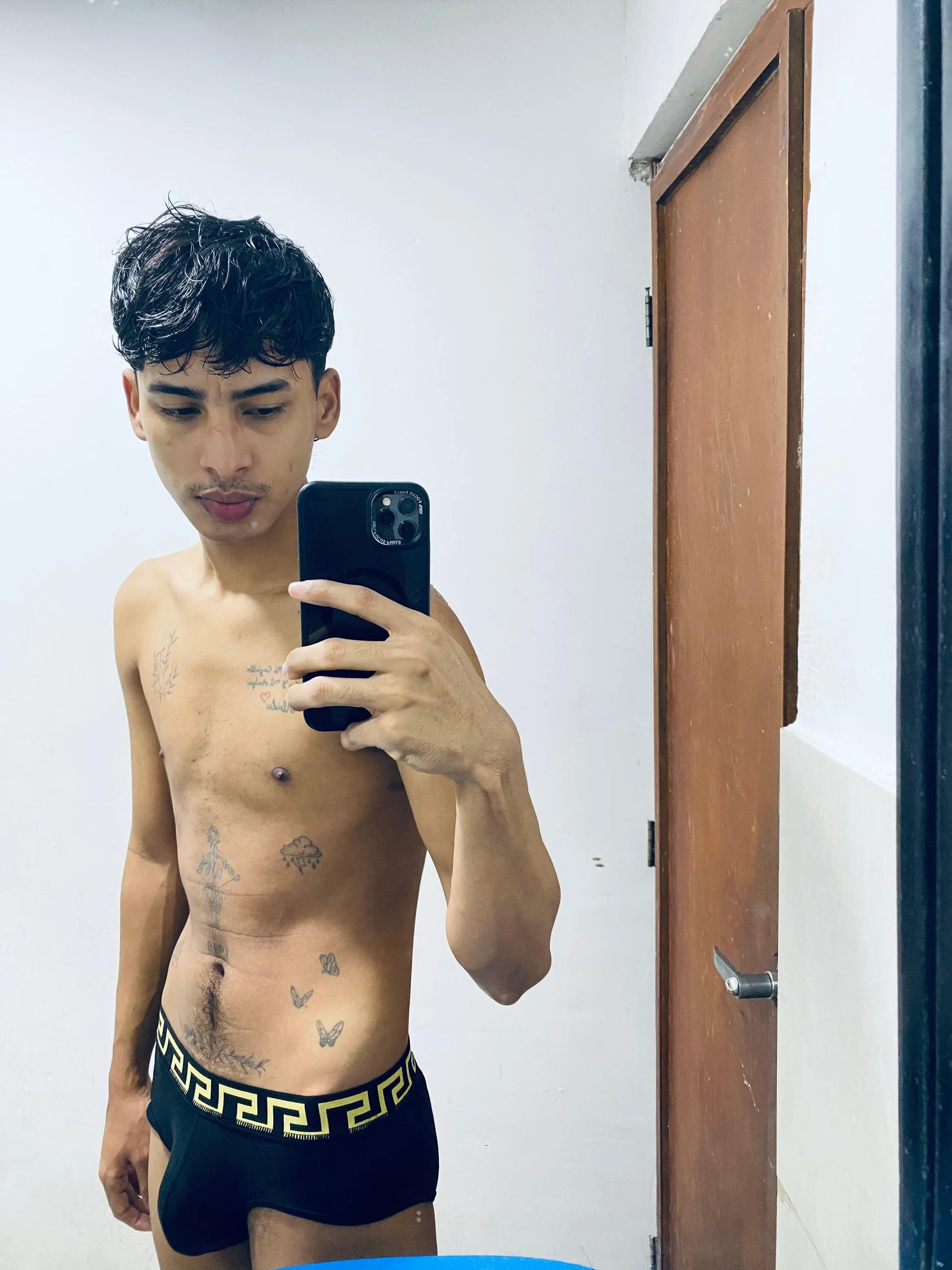 XXX Porn Photo of Nude allens_joe 11