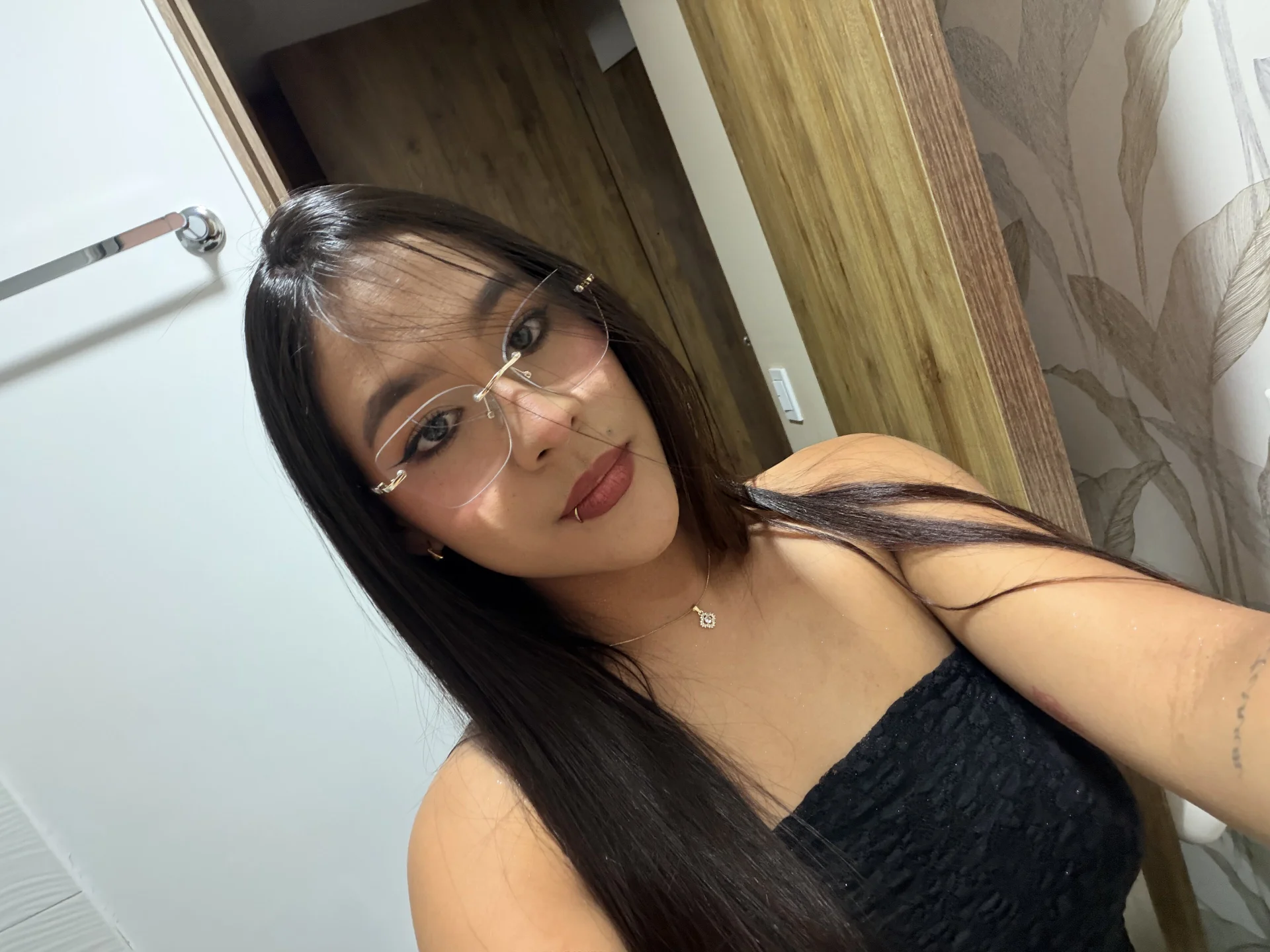 XXX Porn Photo of Nude HoneyDolllXXX 20