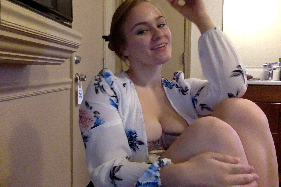XXX Porn Photo of Nude idkletsavoideverything 31