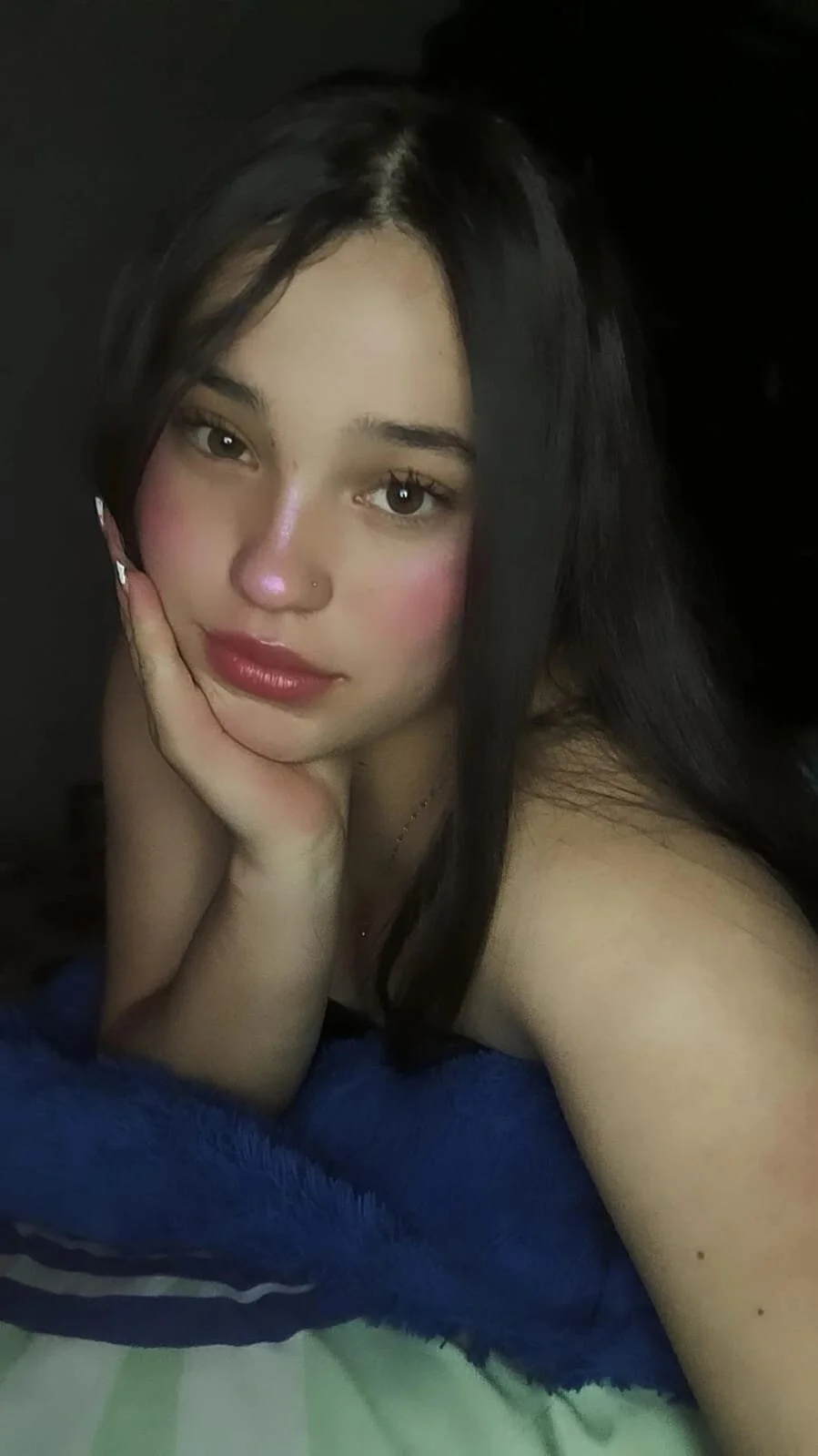 XXX Porn Photo of Nude Julieth_Caandy 2