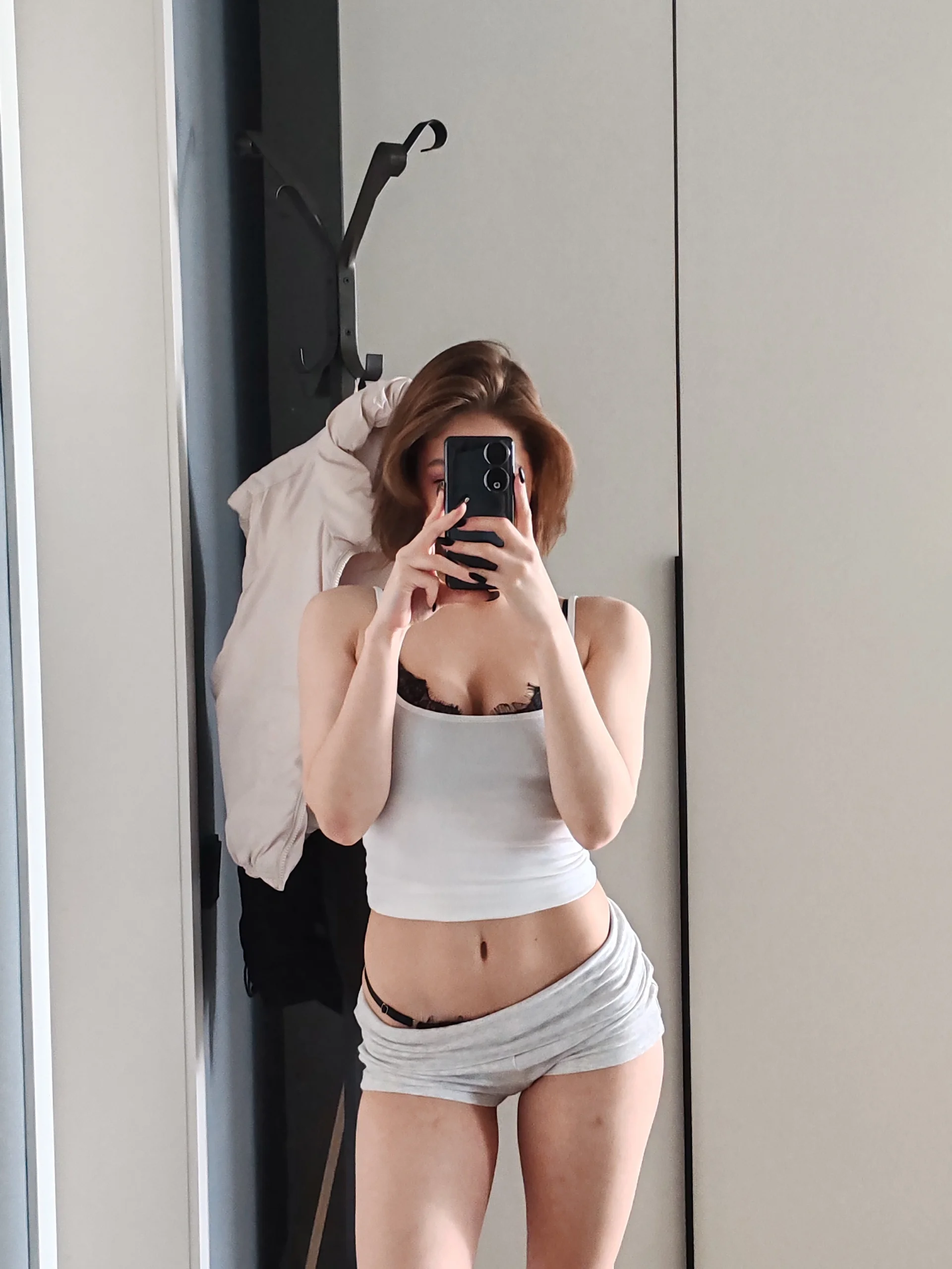 XXX Porn Photo of Nude Lottie_cutie 9