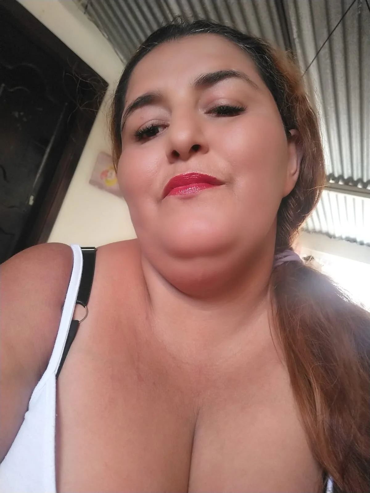 XXX Porn Photo of Nude zara_milf 2