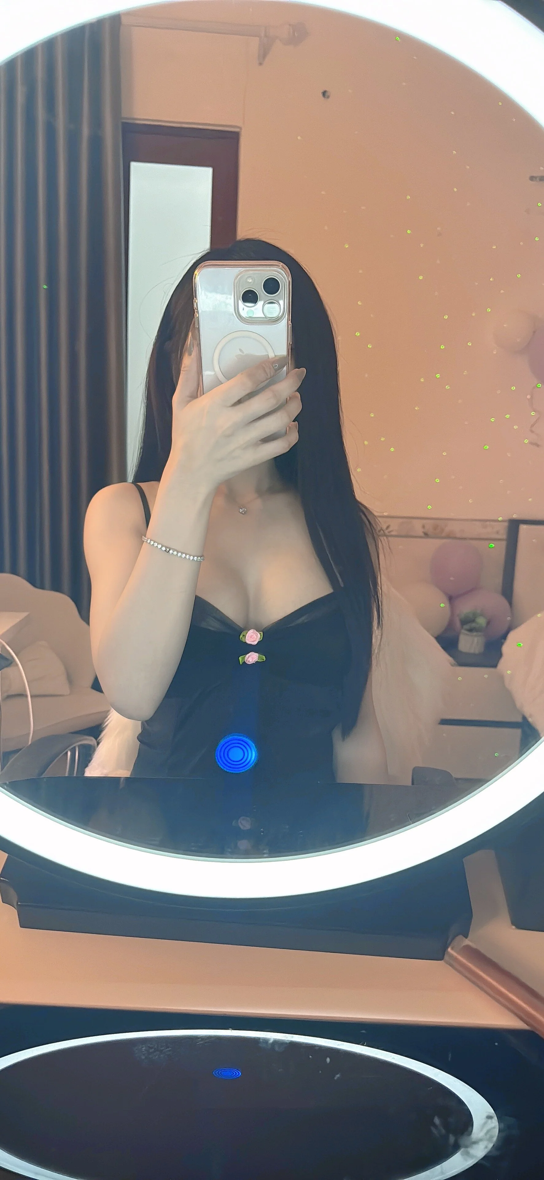 XXX Porn Photo of Nude Linh_2004 37