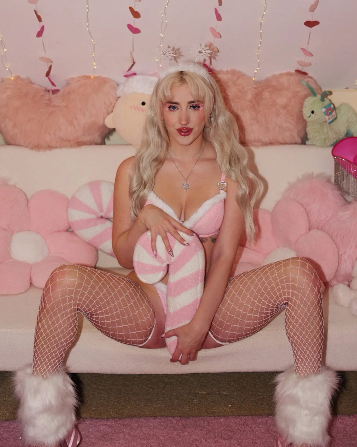 XXX Porn Photo of Nude SunflowerDoll 15