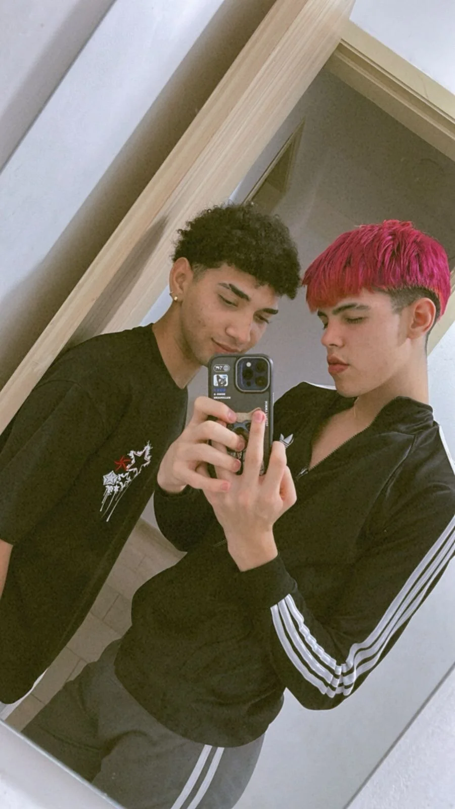 XXX Porn Photo of Nude Funny_dirty_boys1 1