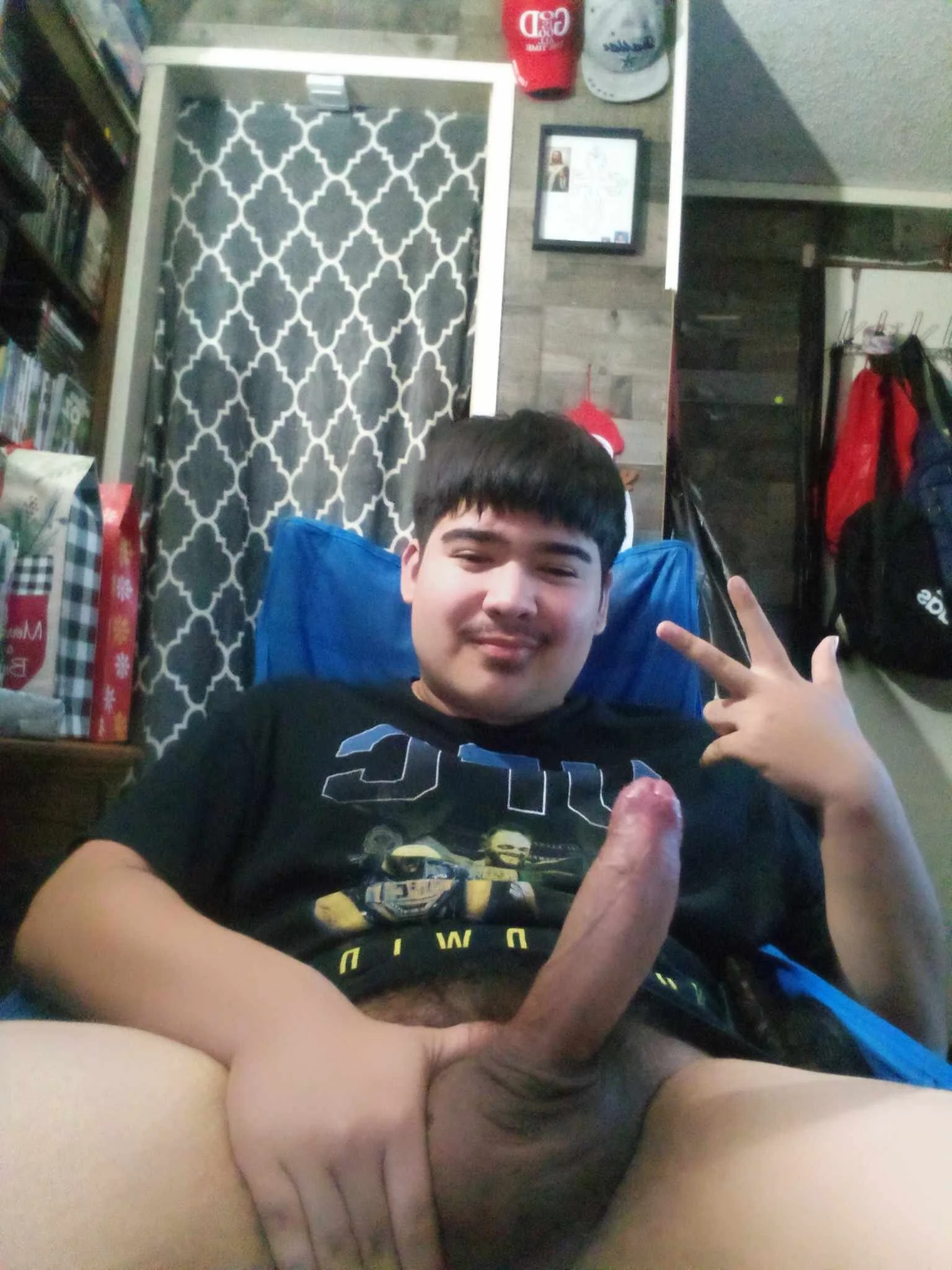 XXX Porn Photo of Nude derek0_17 2