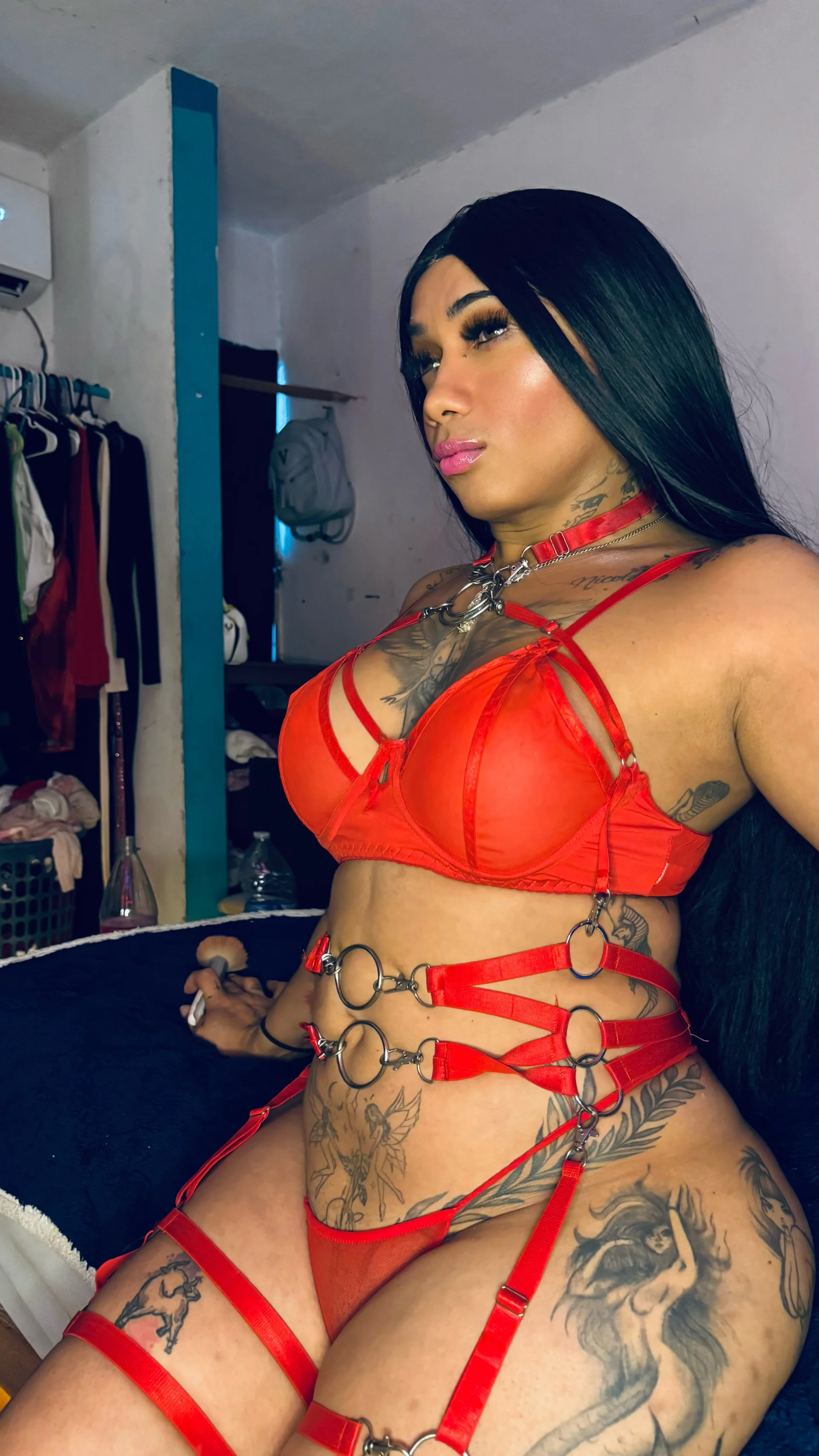 XXX Porn Photo of Nude AriHoneyMoom 2