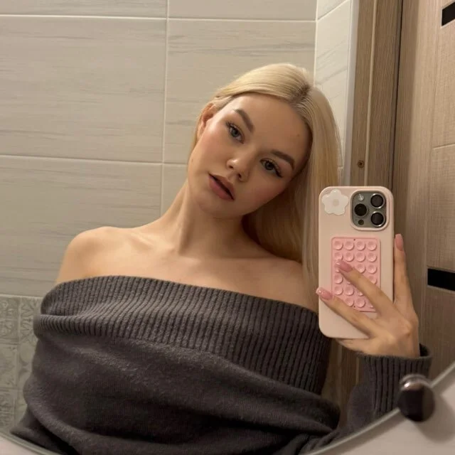 XXX Porn Photo of Nude MiaCashe 1