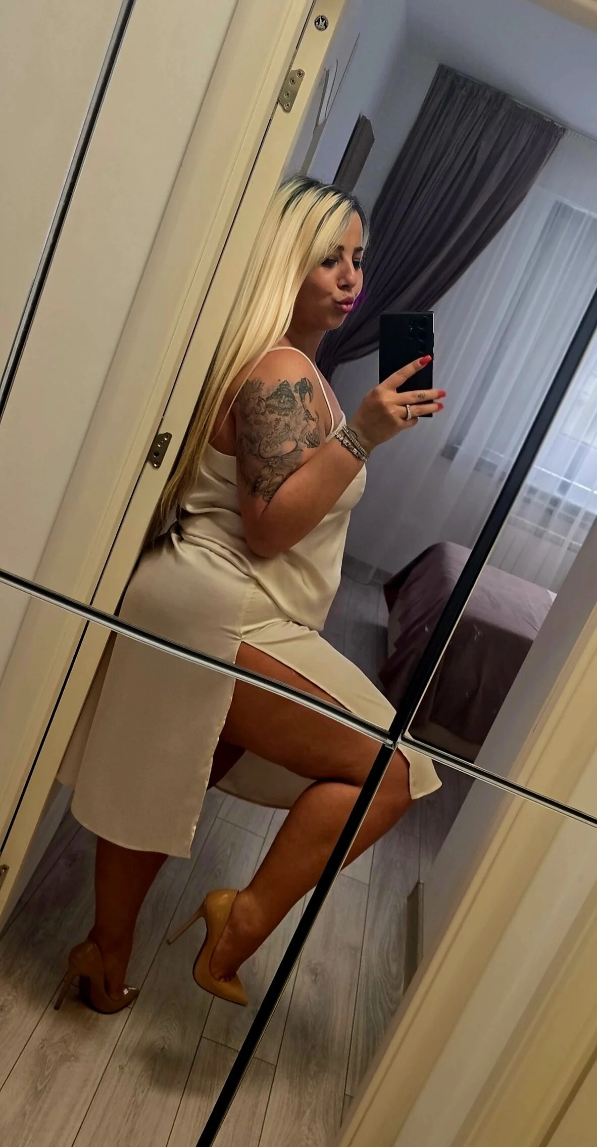 XXX Porn Photo of Nude GODDESS_TO_SERVE 8