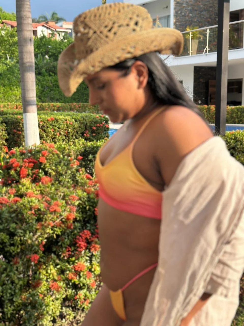XXX Porn Photo of Nude ellamontoya 37