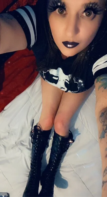 XXX Porn Photo of Nude LustyNikkiSixxx 132