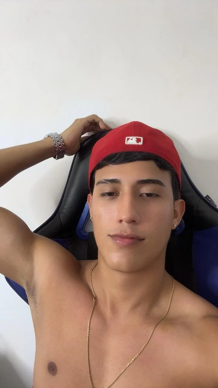 XXX Porn Photo of Nude Juan_da01 10