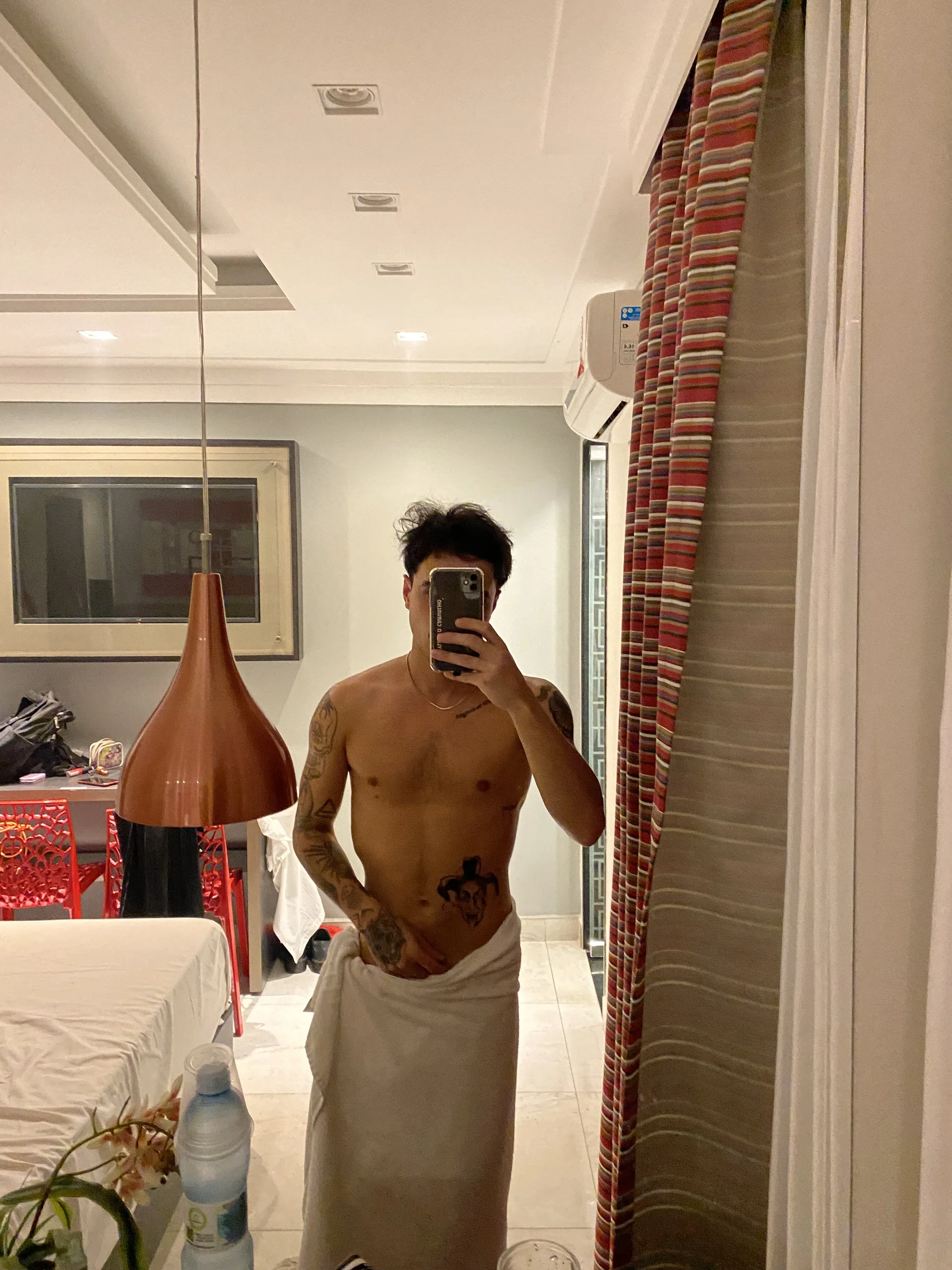 XXX Porn Photo of Nude favdealer 1