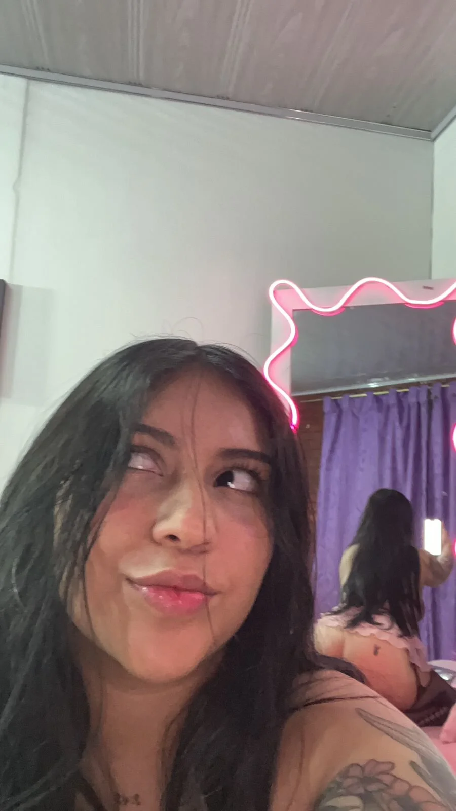 XXX Porn Photo of Nude kendra_tay 14