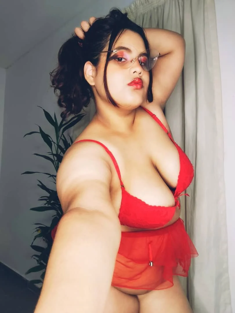 XXX Porn Photo of Nude ailyn_maury 2