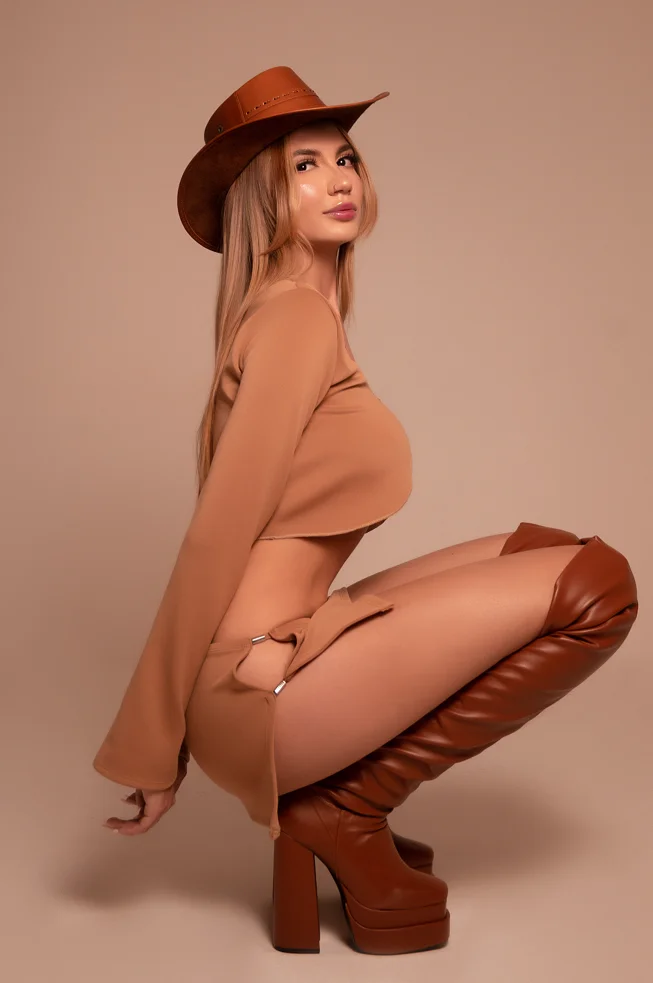 XXX Porn Photo of Nude NiaHolland 17