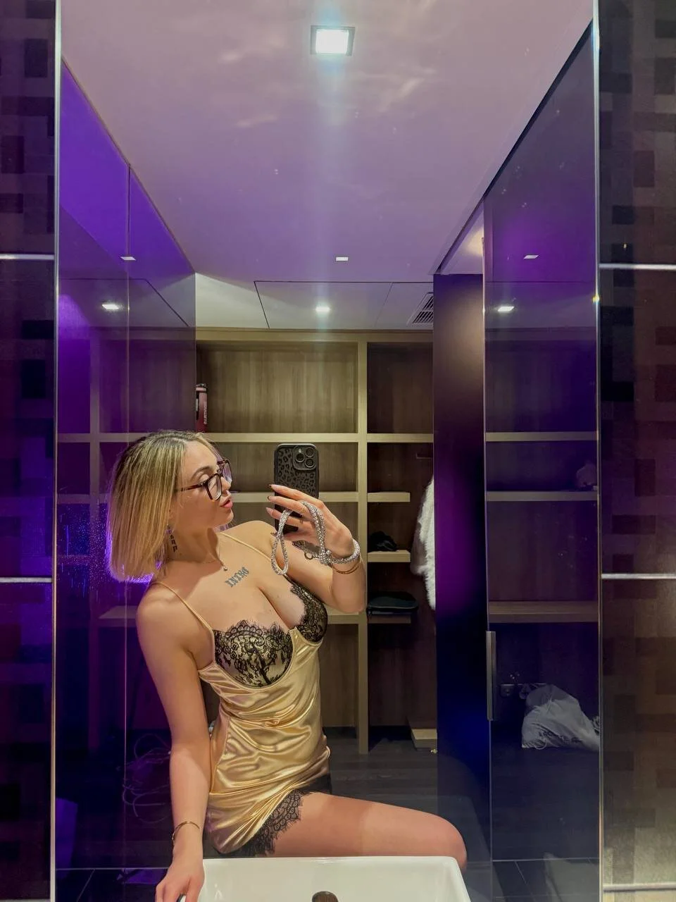 XXX Porn Photo of Nude zoeypink 33
