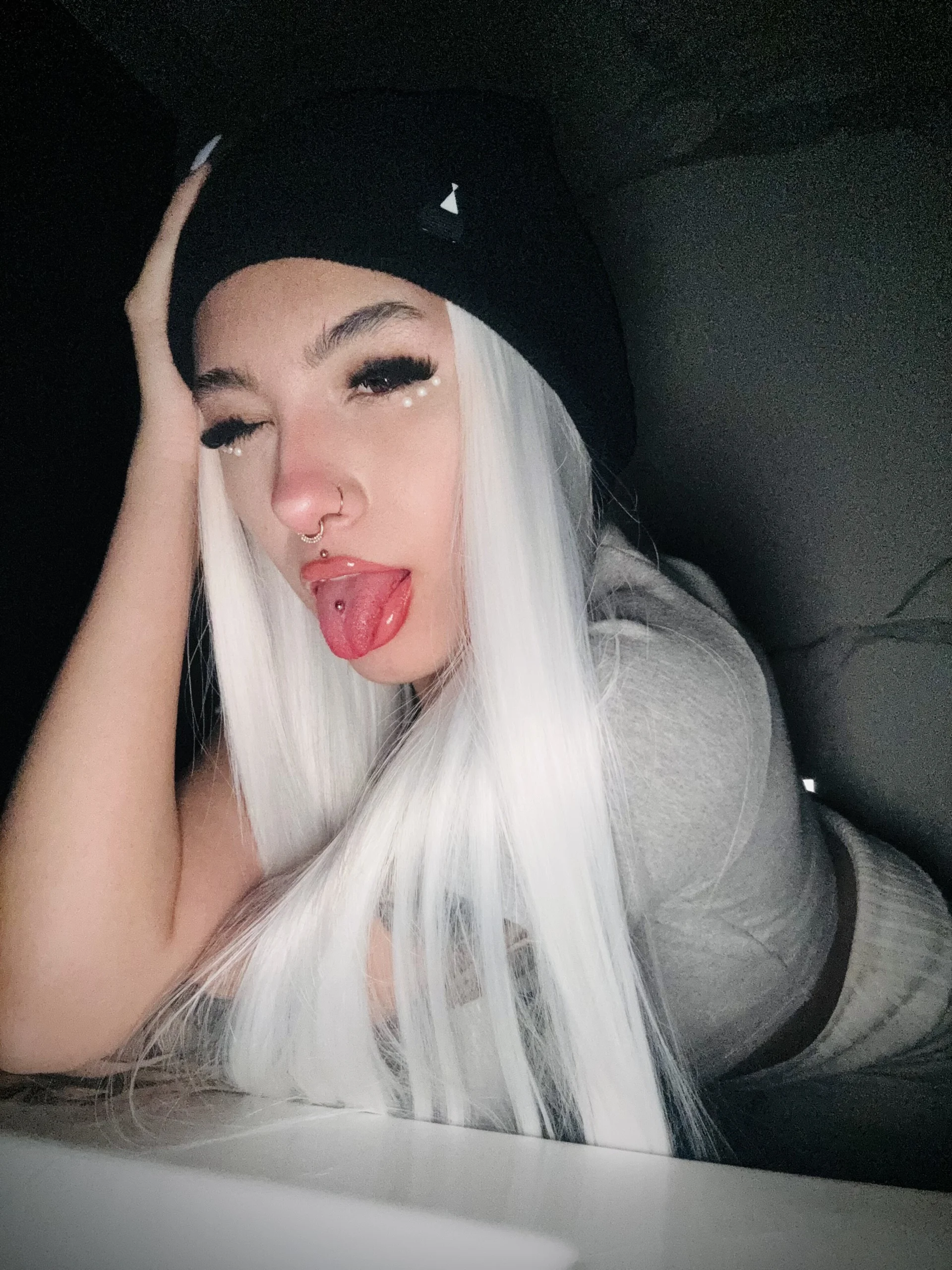 XXX Porn Photo of Nude cuteezoe 96