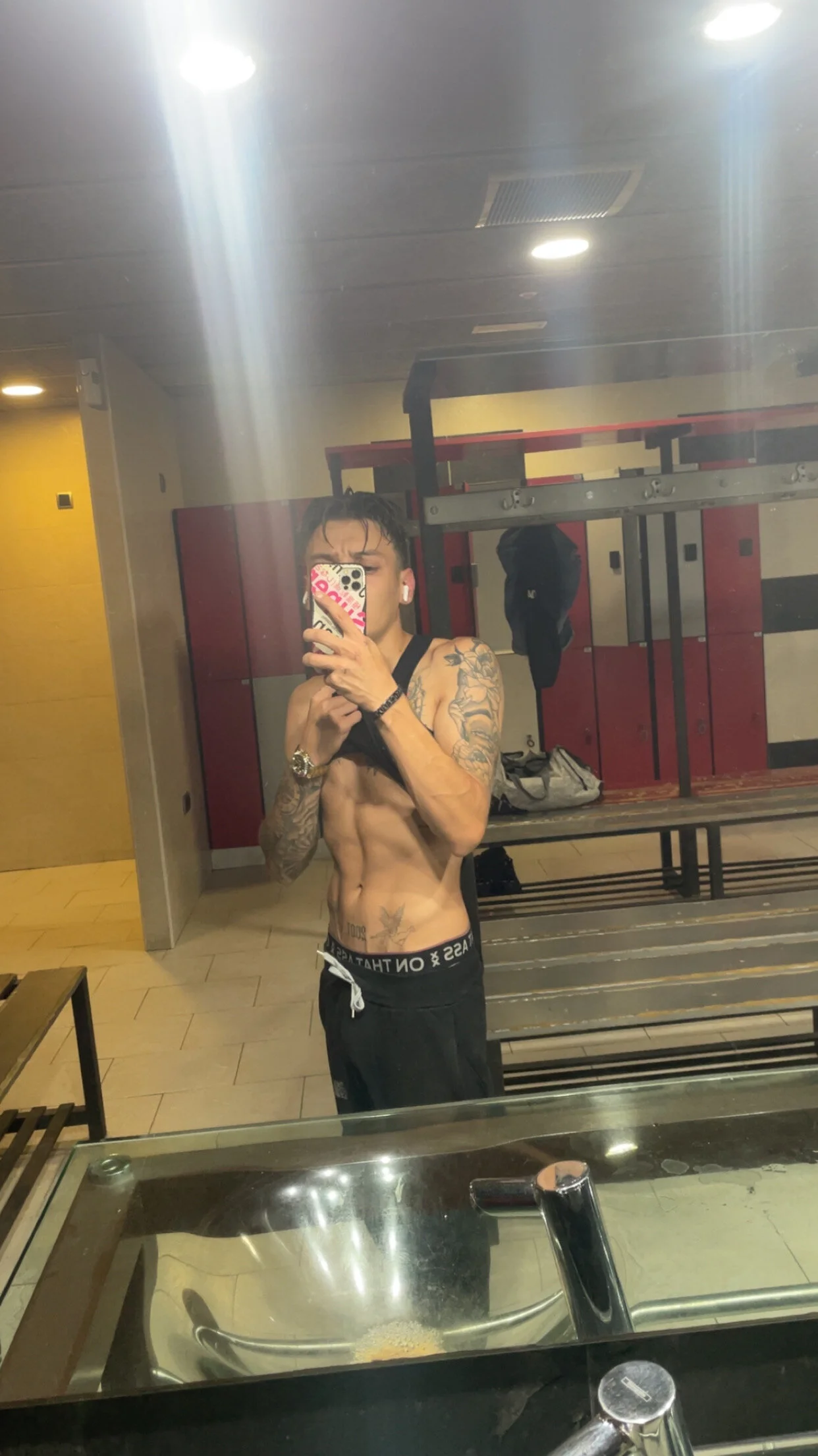 XXX Porn Photo of Nude _tattooboyy_ 5