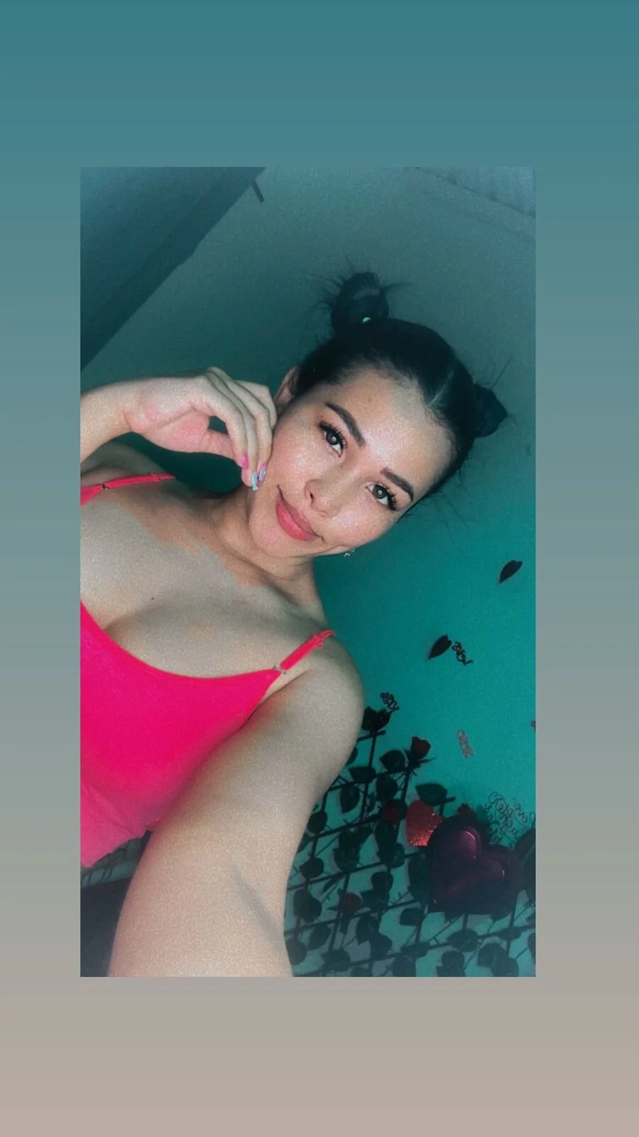 XXX Porn Photo of Nude caylinhot7 5