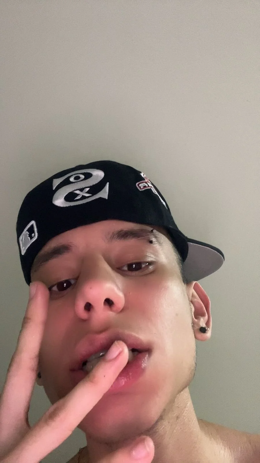 XXX Porn Photo of Nude Skinny_batman 5