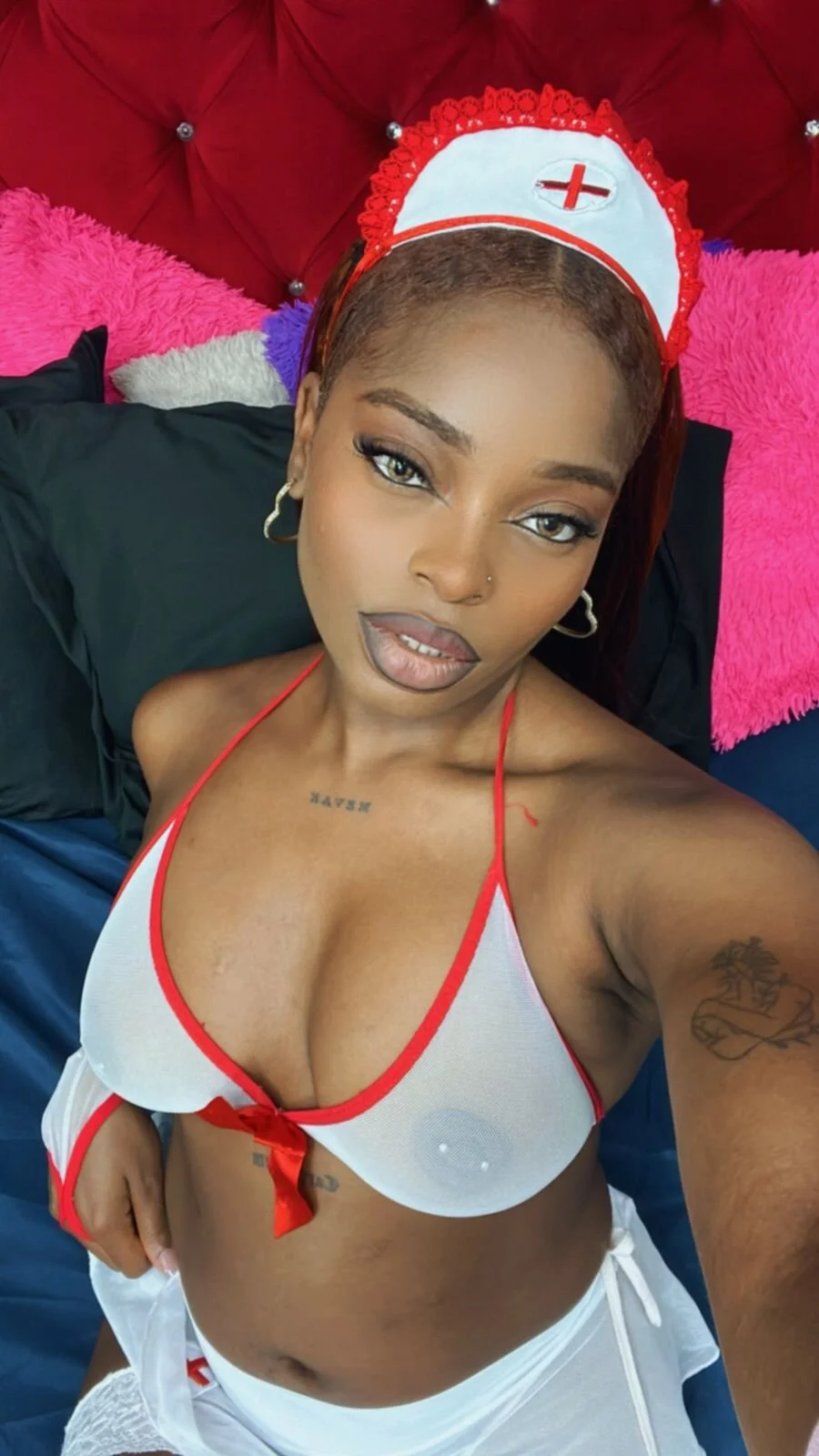 XXX Porn Photo of Nude ShantalGomes 62