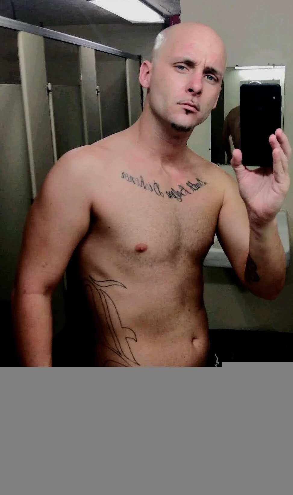 XXX Porn Photo of Nude SirGhost19 4