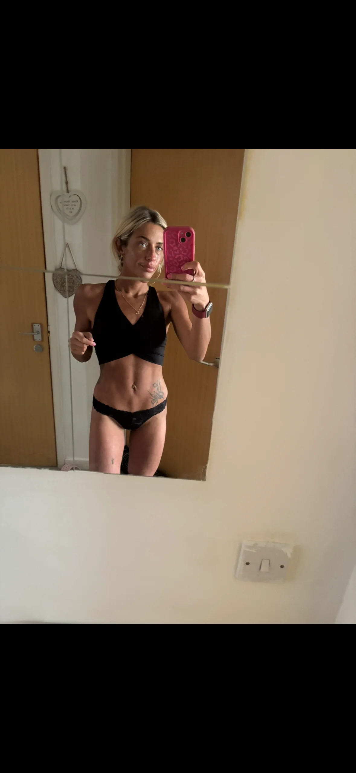 XXX Porn Photo of Nude ScarlettGold_ 4