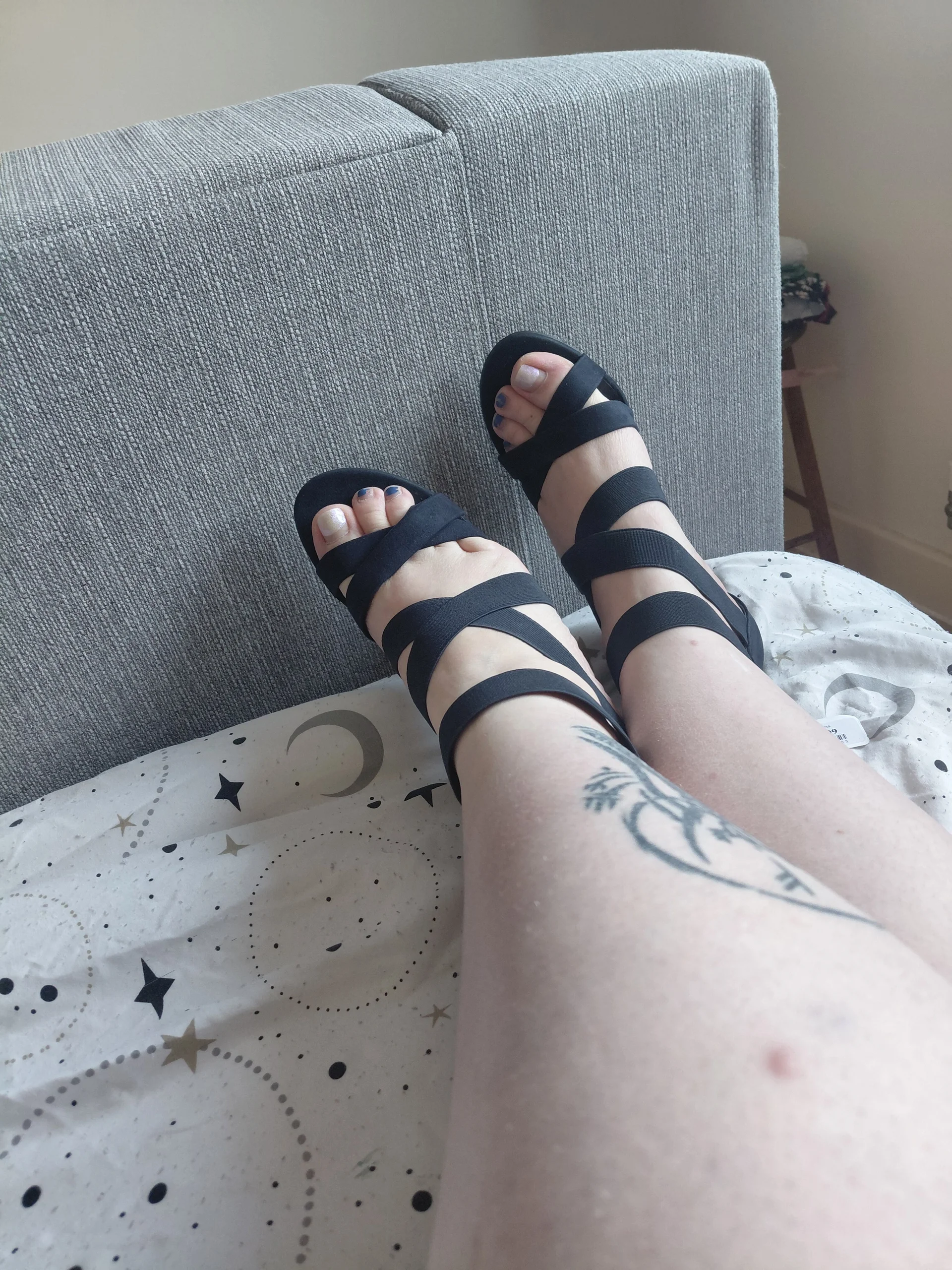 XXX Porn Photo of Nude pinkieMilfPUSY 48