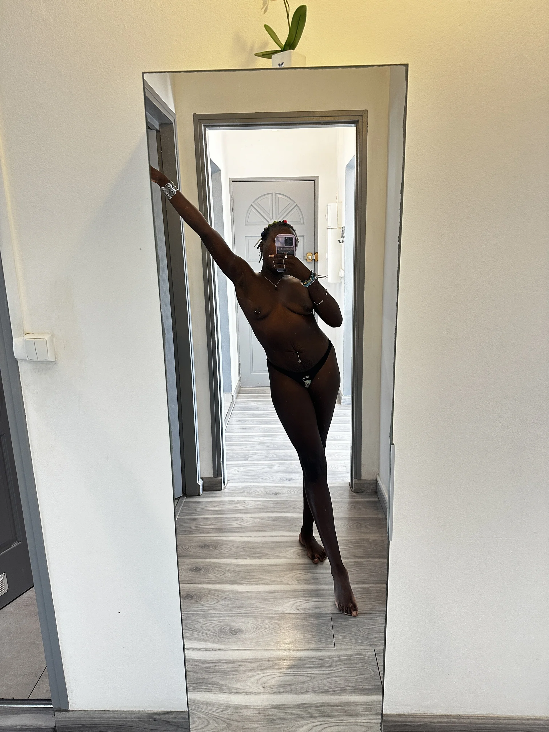 XXX Porn Photo of Nude Miss-syanaa 1