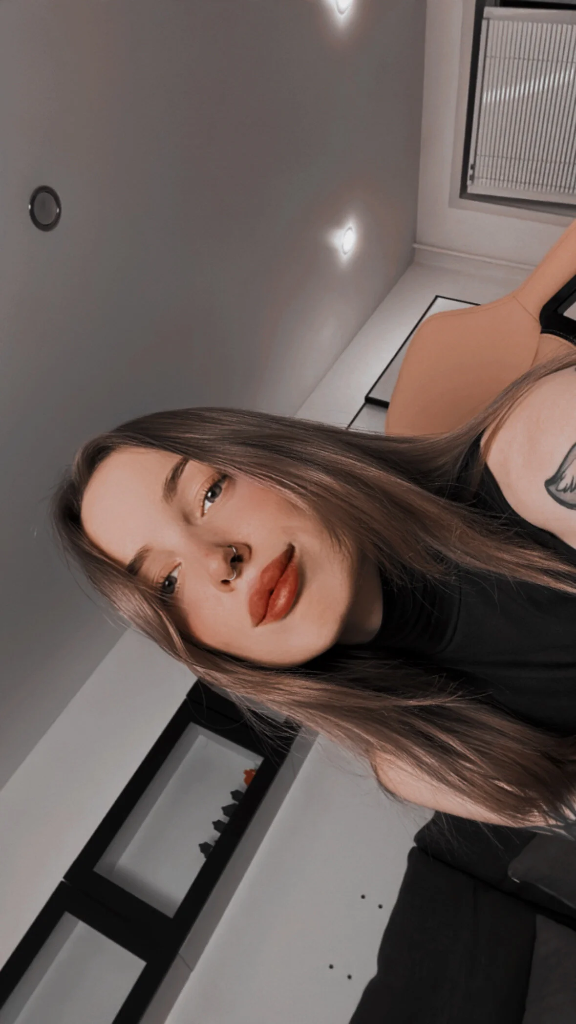 XXX Porn Photo of Nude Melissaluvvv 3