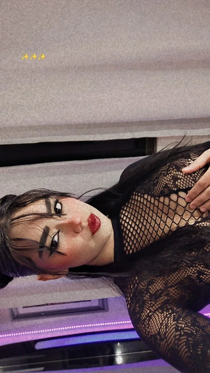 XXX Porn Photo of Nude coraline_v 52