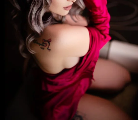 XXX Porn Photo of Nude SeductiveMom 12