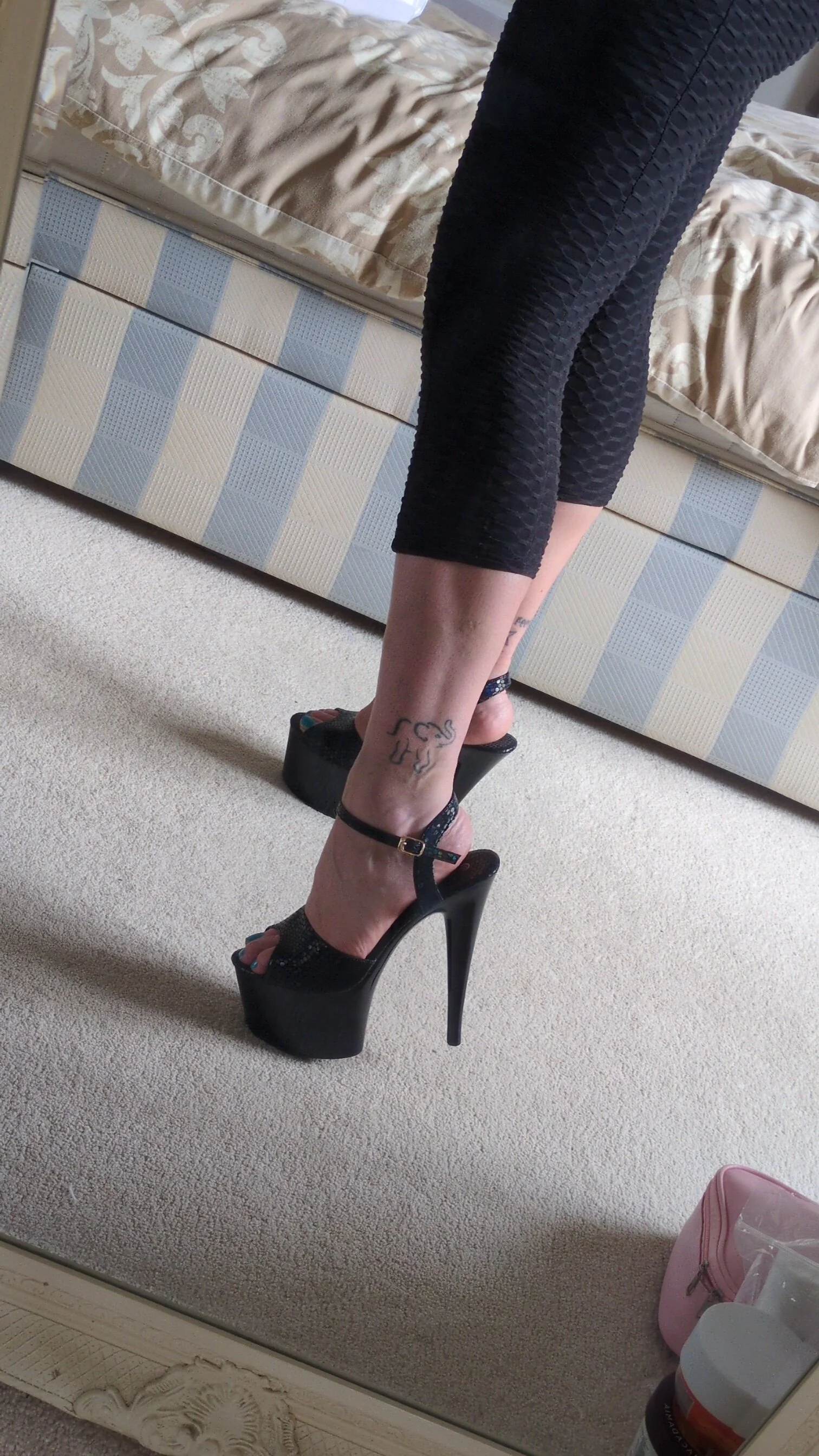 XXX Porn Photo of Nude Red_Fox_UK 20