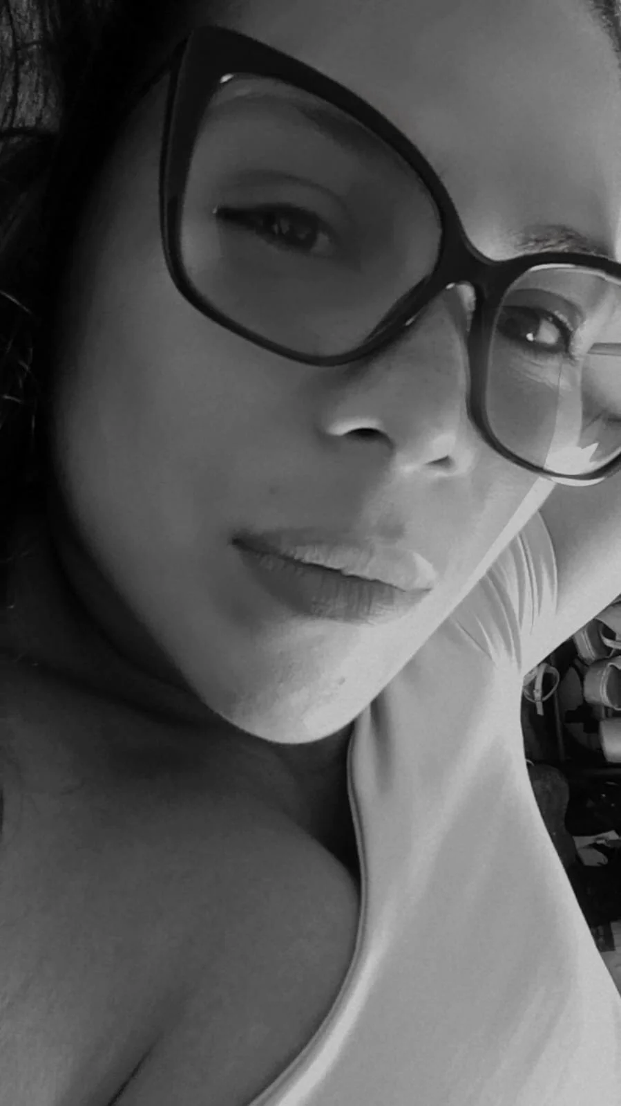 XXX Porn Photo of Nude LizzyFoxxy 6