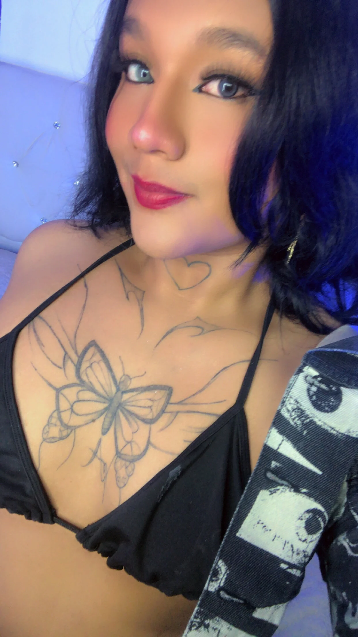 XXX Porn Photo of Nude isadoraqueeen 1
