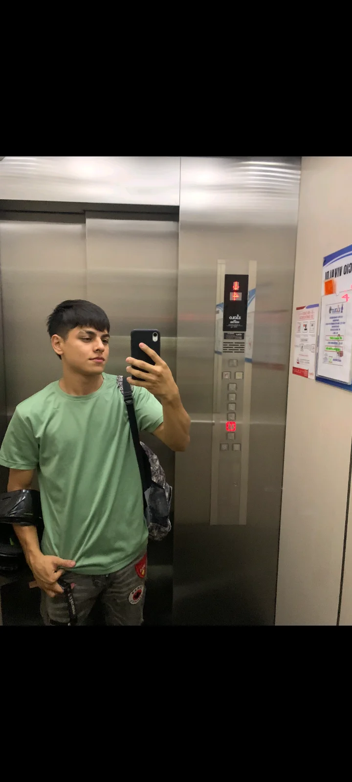 XXX Porn Photo of Nude Logan_Jhonson19 4