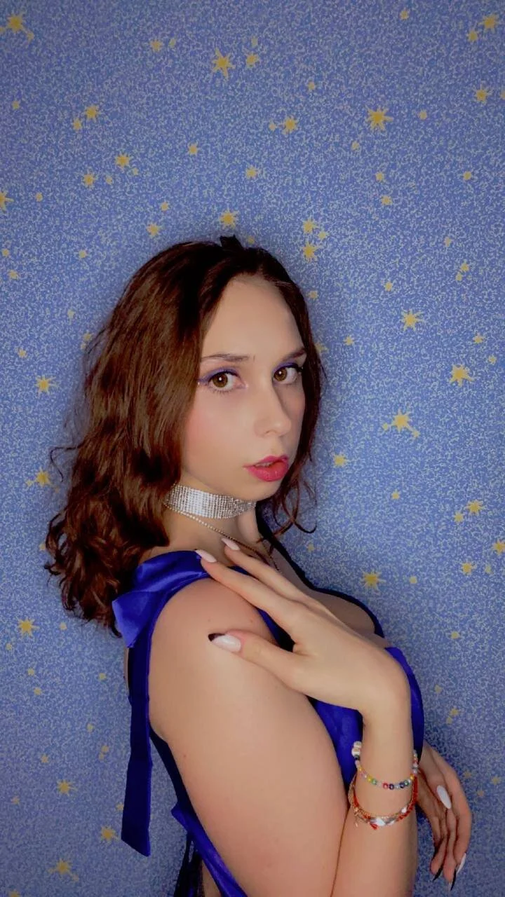 XXX Porn Photo of Nude Traneba 3