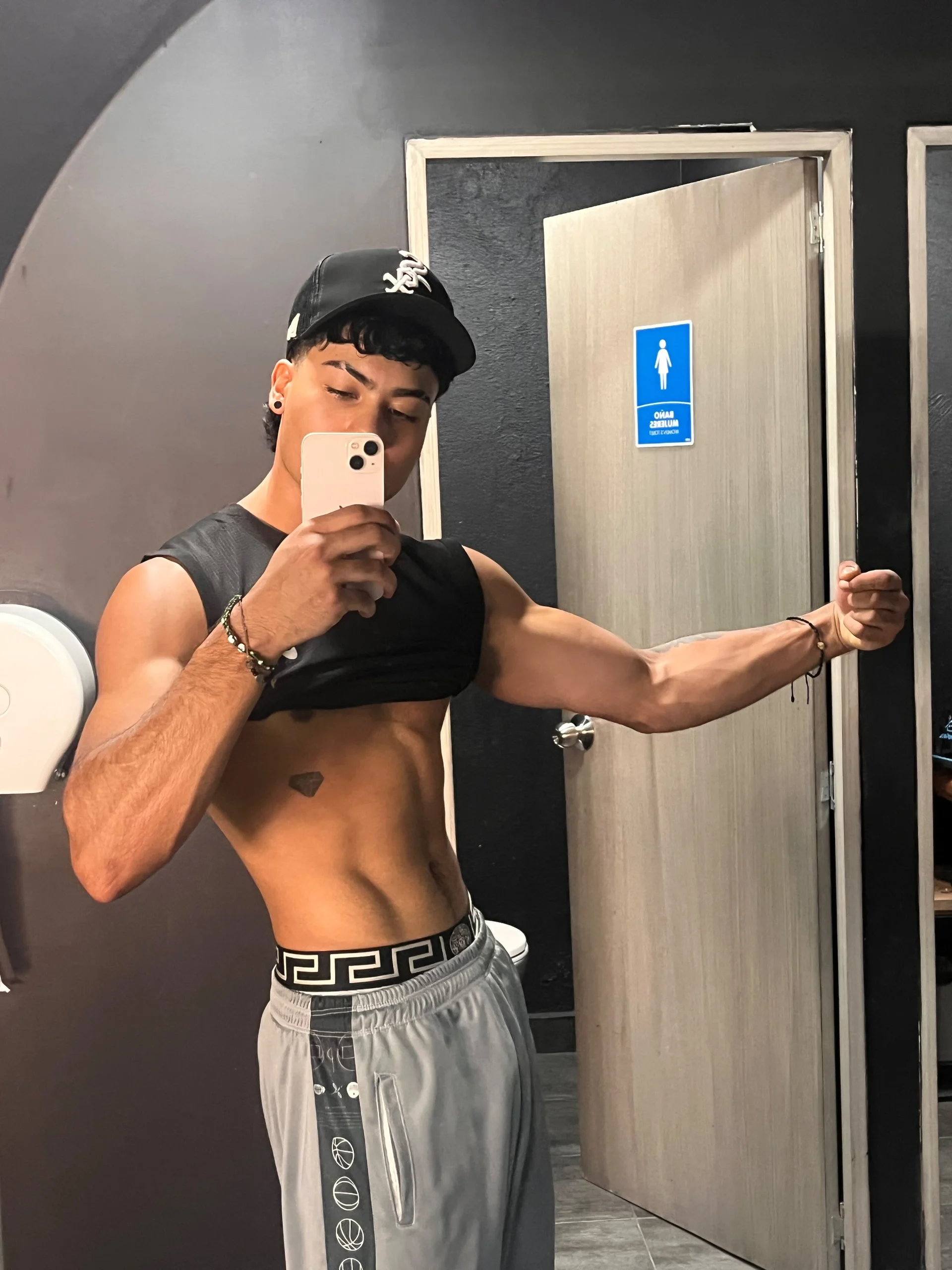 XXX Porn Photo of Nude Jeremy_wallker 25