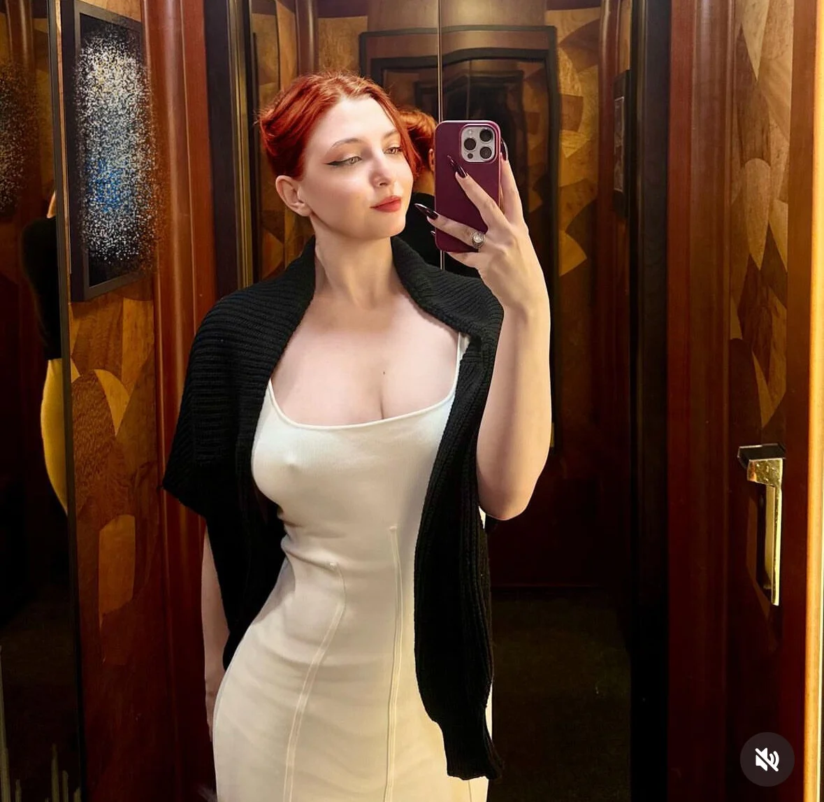 XXX Porn Photo of Nude LisaVamp 26