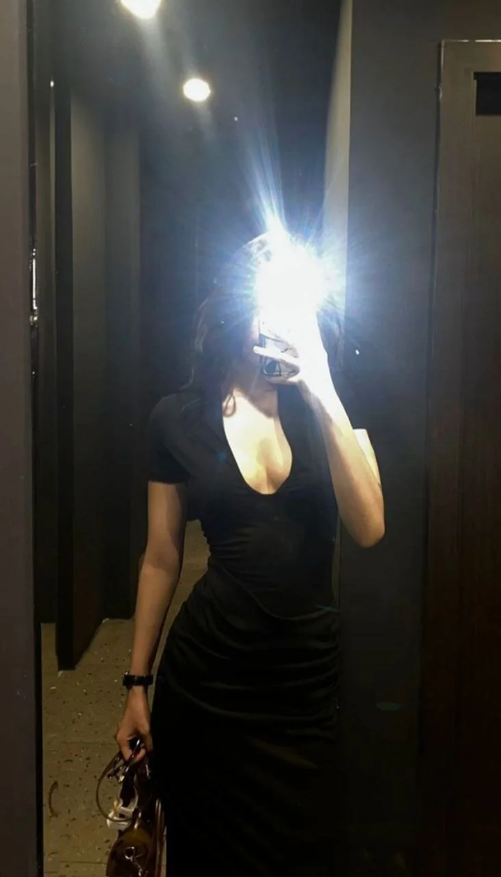 XXX Porn Photo of Nude riley_sanders 4