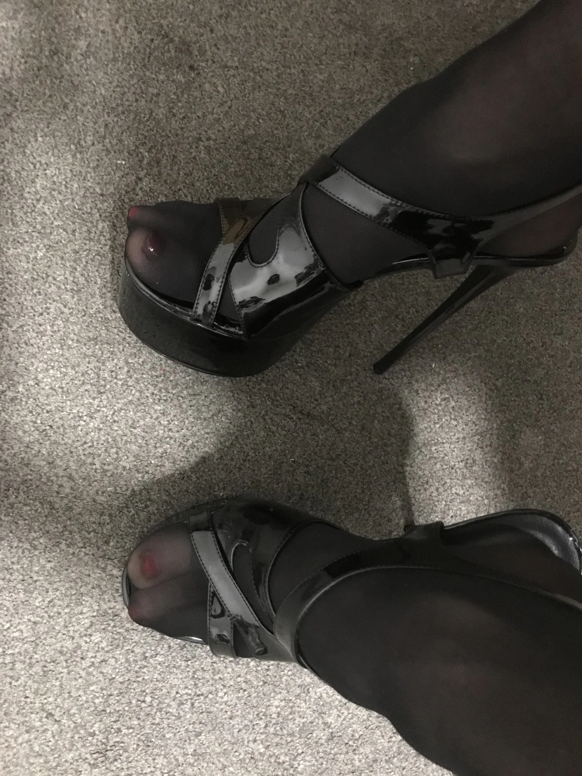 XXX Porn Photo of Nude Sexyheelskev 1