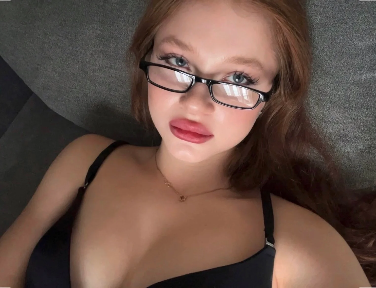 XXX Porn Photo of Nude elizabethgoddess 12