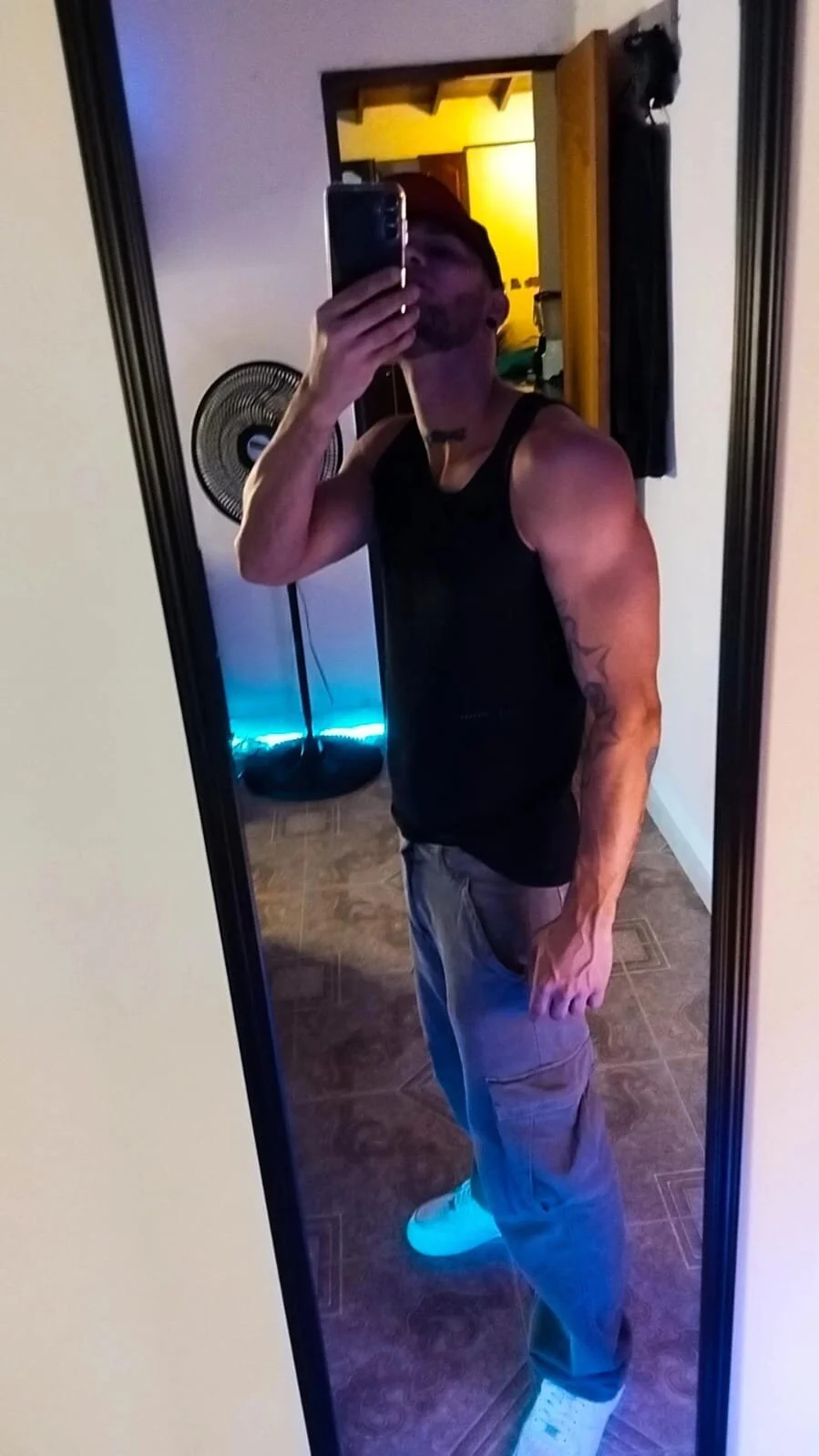 XXX Porn Photo of Nude morenosiam 10