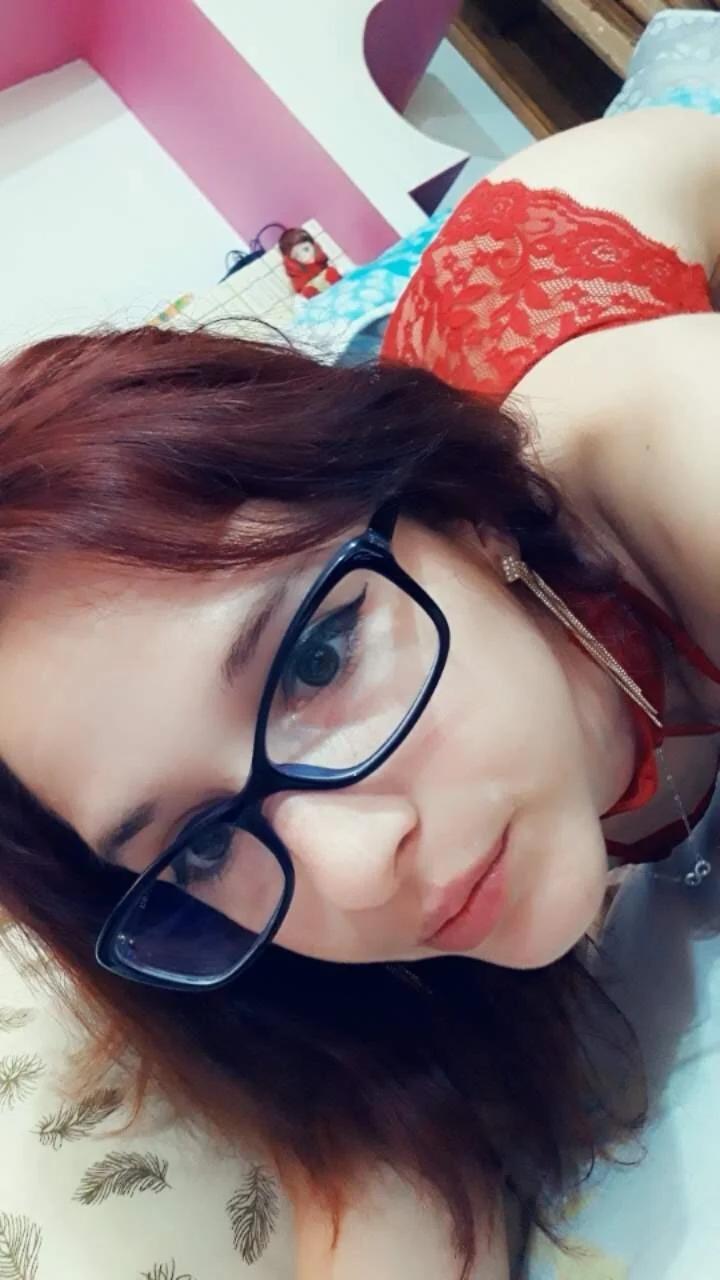 XXX Porn Photo of Nude SmokerLety 7