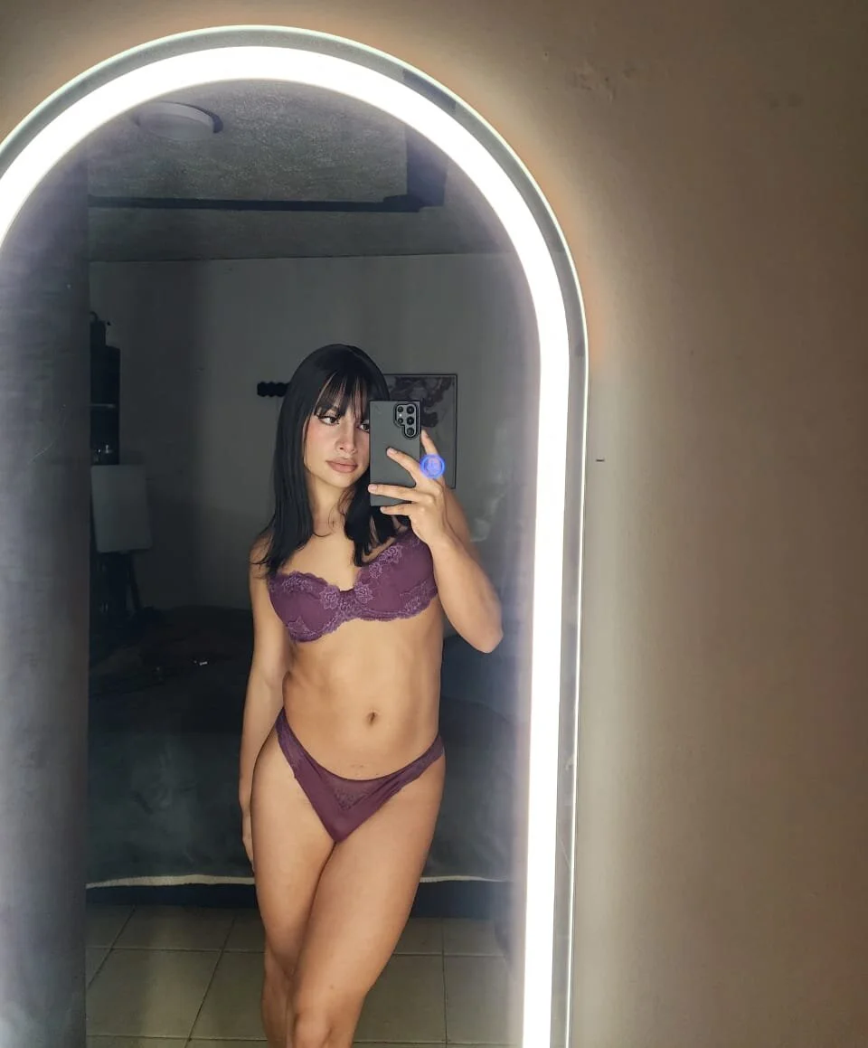 XXX Porn Photo of Nude dahnia- 35